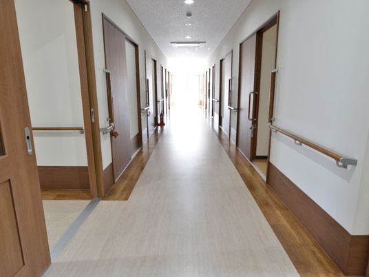 清潔感のある廊下