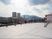 都市の景色を望む屋上