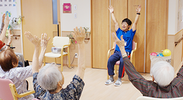楽しげな活動の多目的室