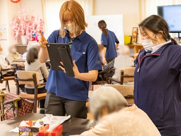 スタッフと利用者の交流