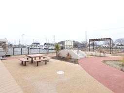 庭付き施設の中庭