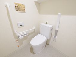 バリアフリーのトイレ設備