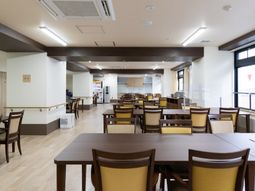 ゆったりとした快適な食堂