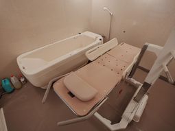 介護用の浴室設備