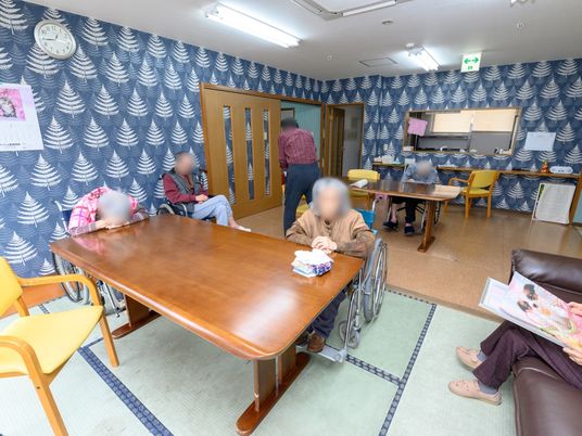 複数の高齢者がいる居室