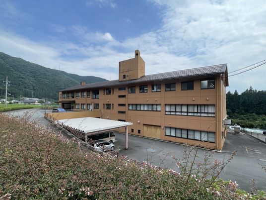 緑豊かな外観