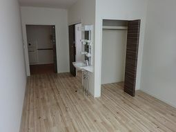 快適な洋室の空間