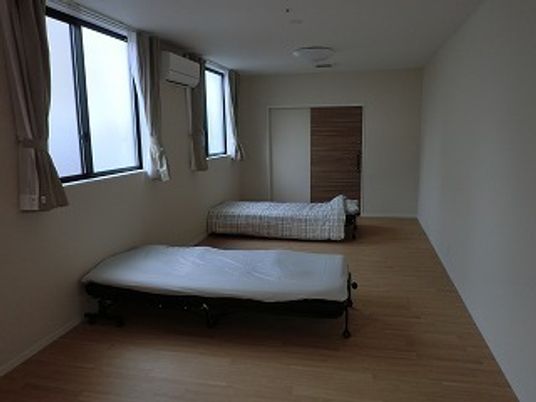 居室の広々とした空間