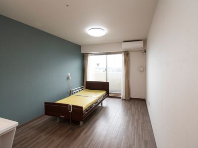 明るく清潔な居室
