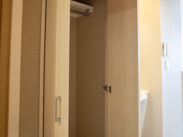 快適な居室の設備紹介 居室 居心地の良い居室でのお仕事はいかがですか。清潔感のある環境で一緒に働きましょう。