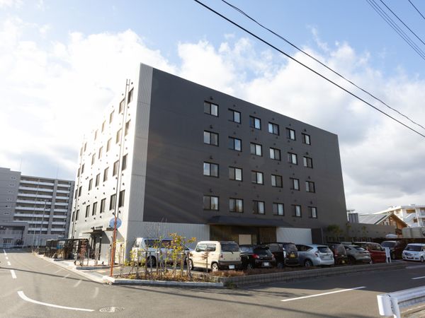 新しい施設の外観