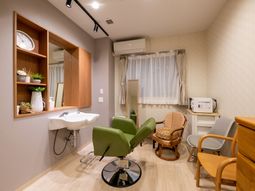 快適な洋室の一角