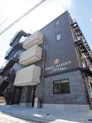 モダンな建物の外観