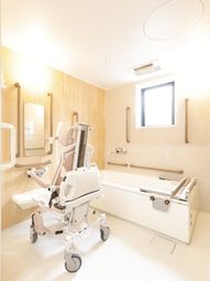 機能訓練室のリフト設備