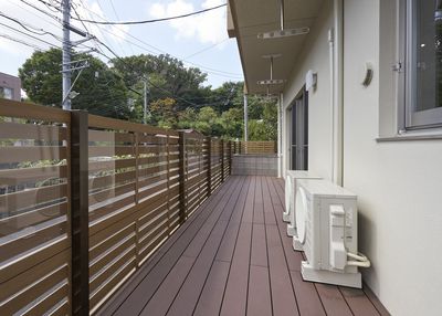 開放的なテラス