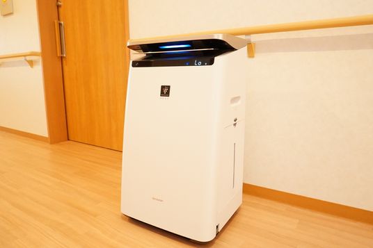 廊下にあるロボット