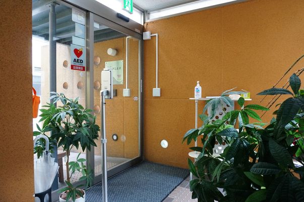 安全設備付きのエントランス