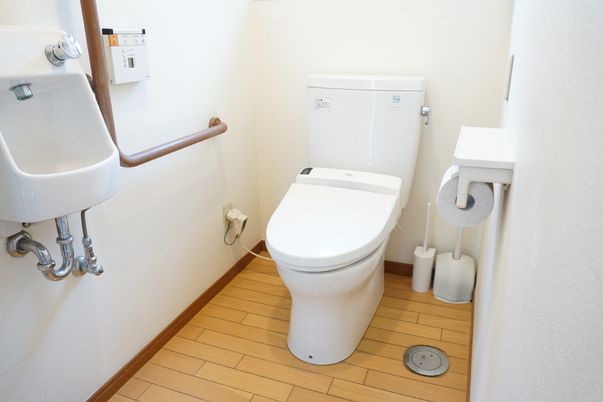 手すり付きトイレの様子