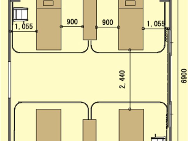 個室の図面 居室 個室のレイアウトを示す図です。ベッドが4つ配置してあり、スペースがしっかり確保されています。