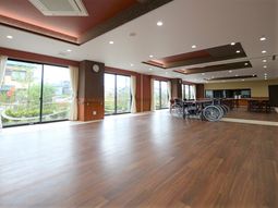 広々とした明るい空間