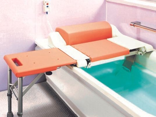 快適な入浴補助設備