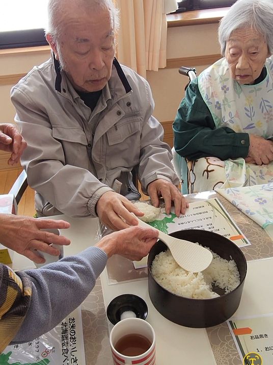 食事サポートの場面