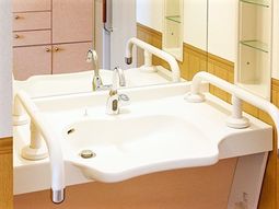 バリアフリー対応の洗面台