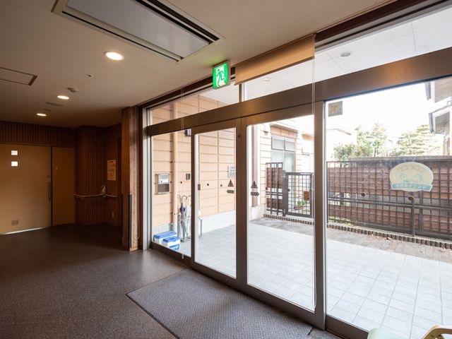 明るいエントランス