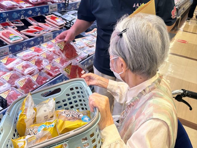 買い物、外出イベントも