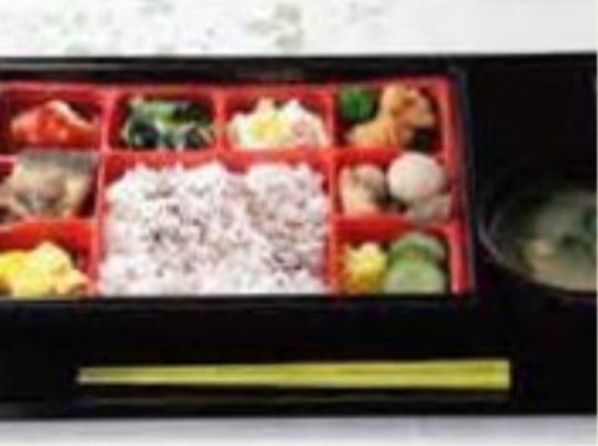 和風の彩り豊かな食事内容