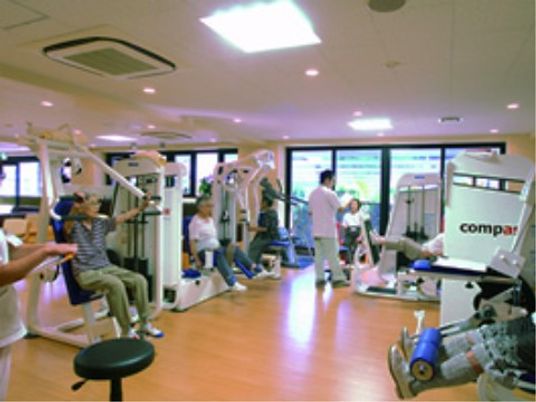 充実した設備のトレーニング室