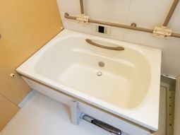 手すり付き洗面台