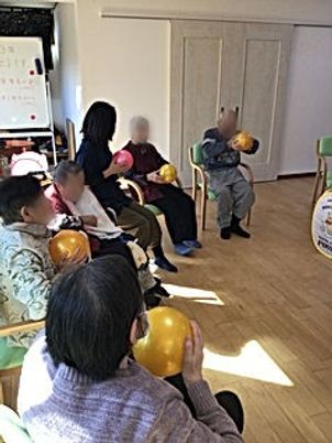 笑顔の時間が流れる部屋