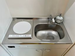 清潔な洗面台とＩＨコンロ
