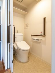 トイレの清潔な空間