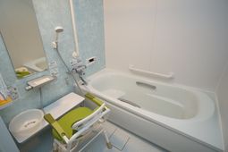 バリアフリー浴室設備