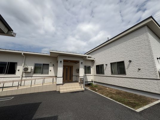 施設の外観