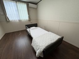 日差しの入る居室