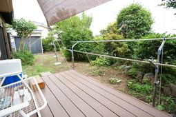 緑豊かな休憩所