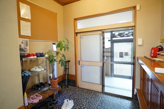 玄関エントランス