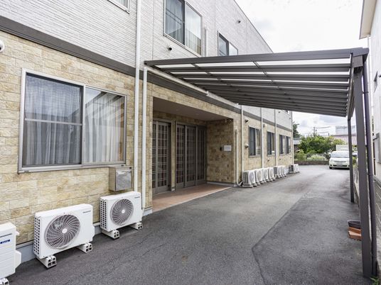 設備が整った外観