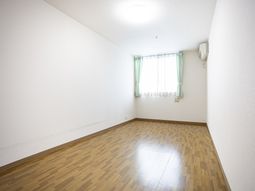 明るい部屋の居室