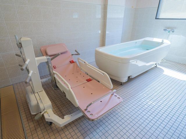 ストレッチャー浴