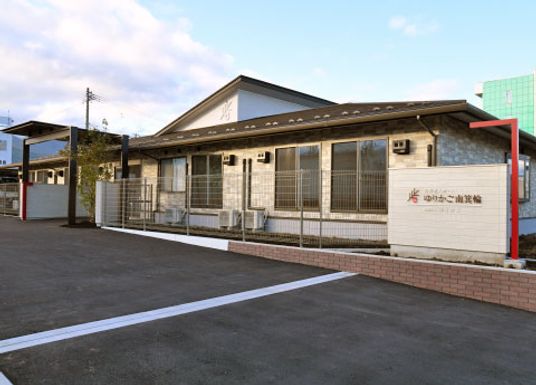 清潔感ある施設のエントランス