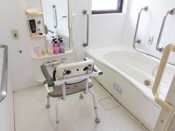 快適なバリアフリー浴室