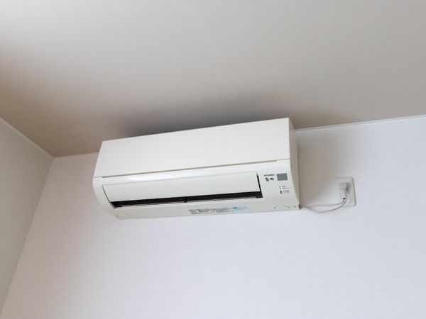 室内に設置されたエアコン