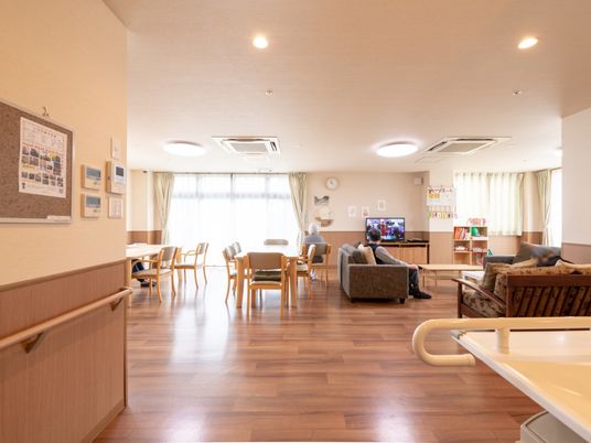 共用ラウンジの日常風景