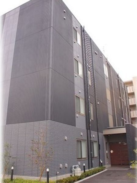 モダンな建物の外観