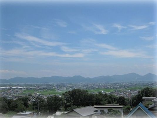 景色が広がる窓辺