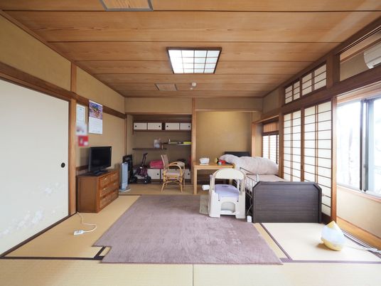 和室の居室風景